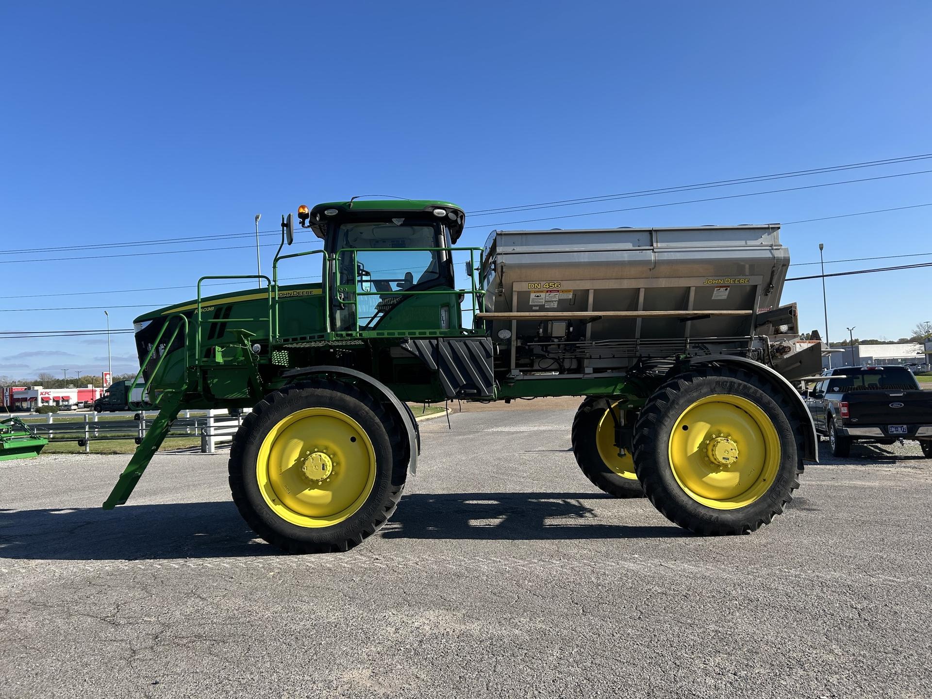2018 John Deere R4038 Image