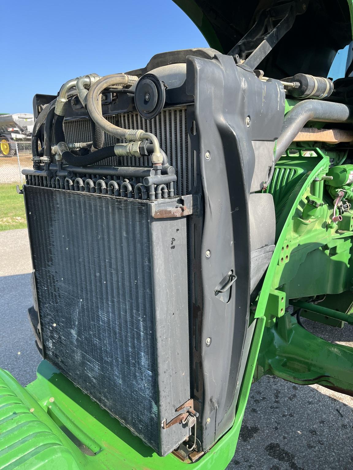 2004 John Deere 8320 Image