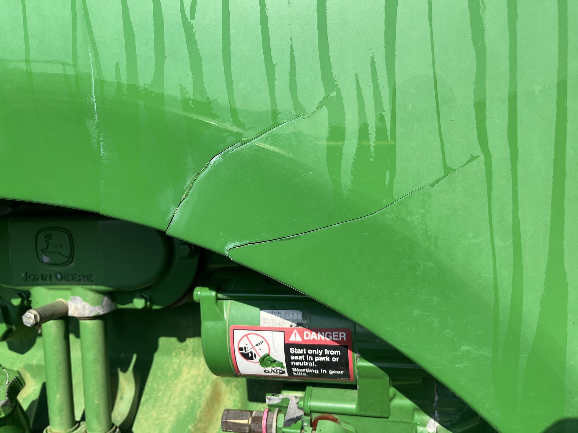 2004 John Deere 8320 Image
