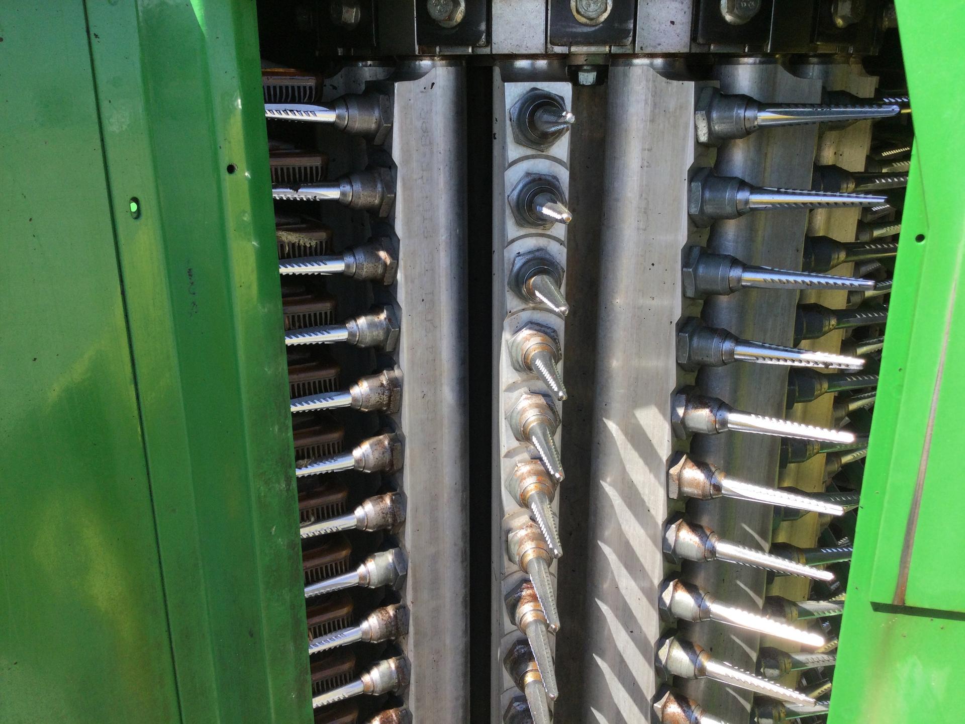 2021 John Deere CP690 Image