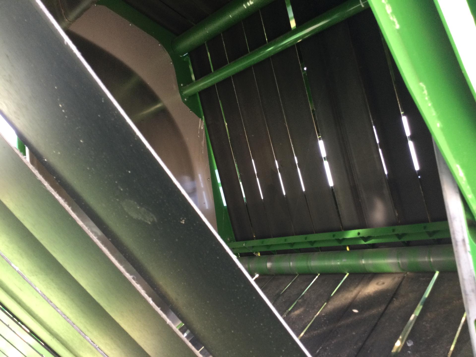 2021 John Deere CP690 Image