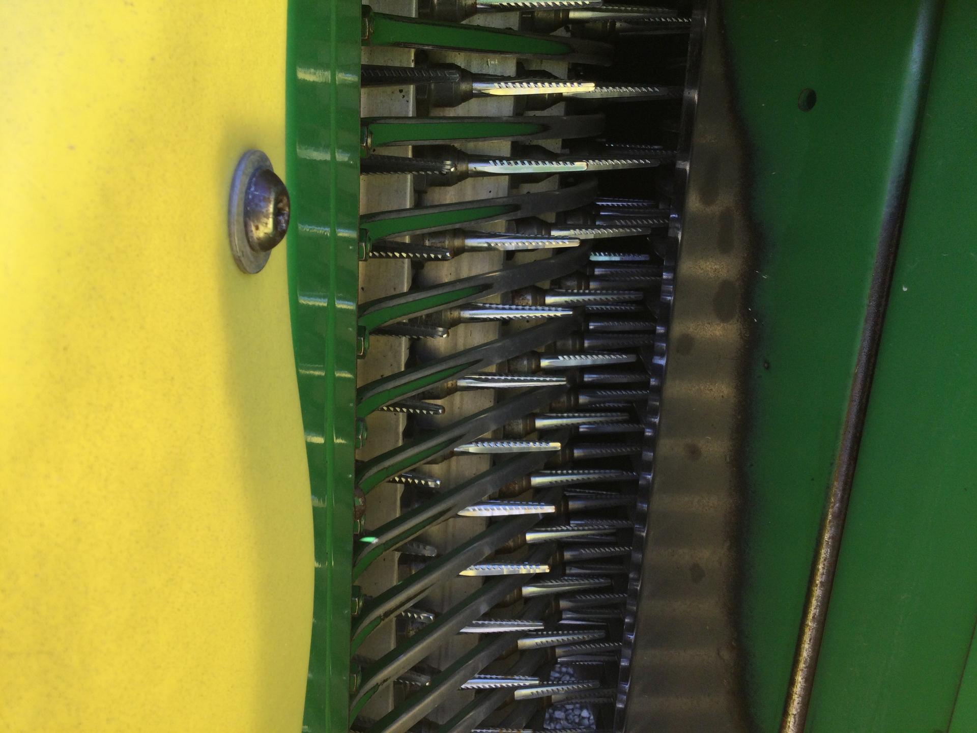 2021 John Deere CP690 Image