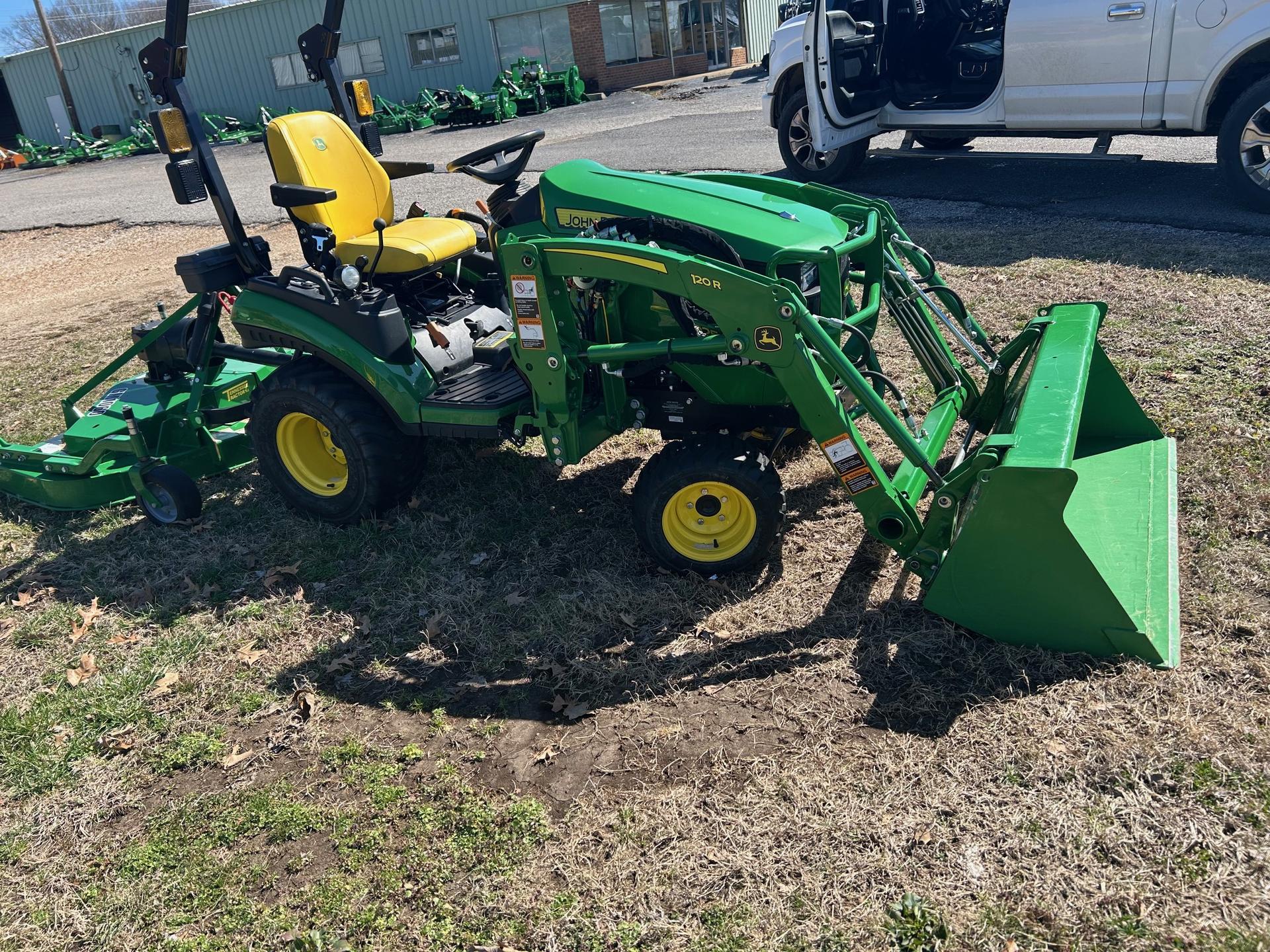 2023 John Deere 1025R Image