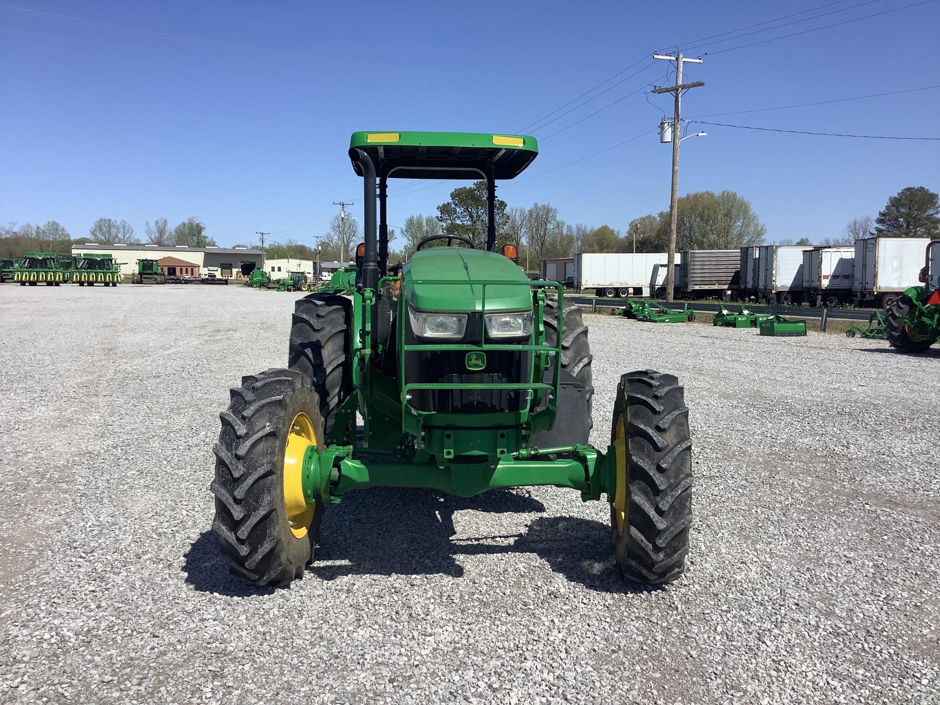 2019 John Deere 5090E Image