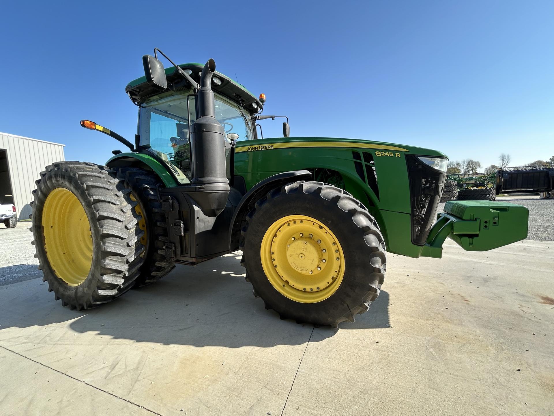 2017 John Deere 8245R Image