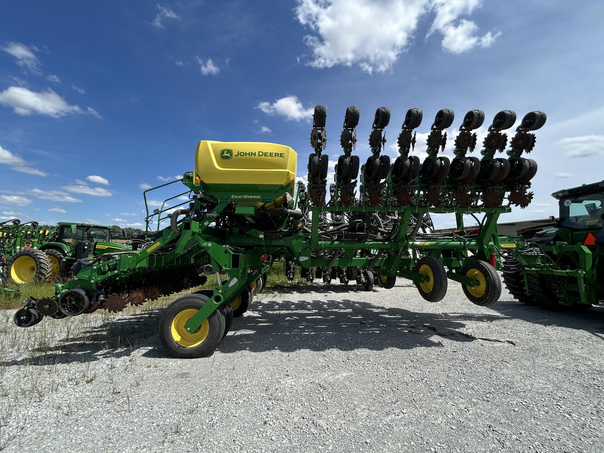 2023 John Deere 1795 Image