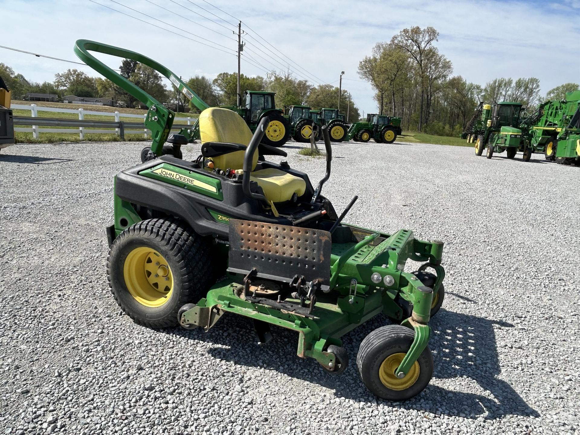 2021 John Deere Z950M Image