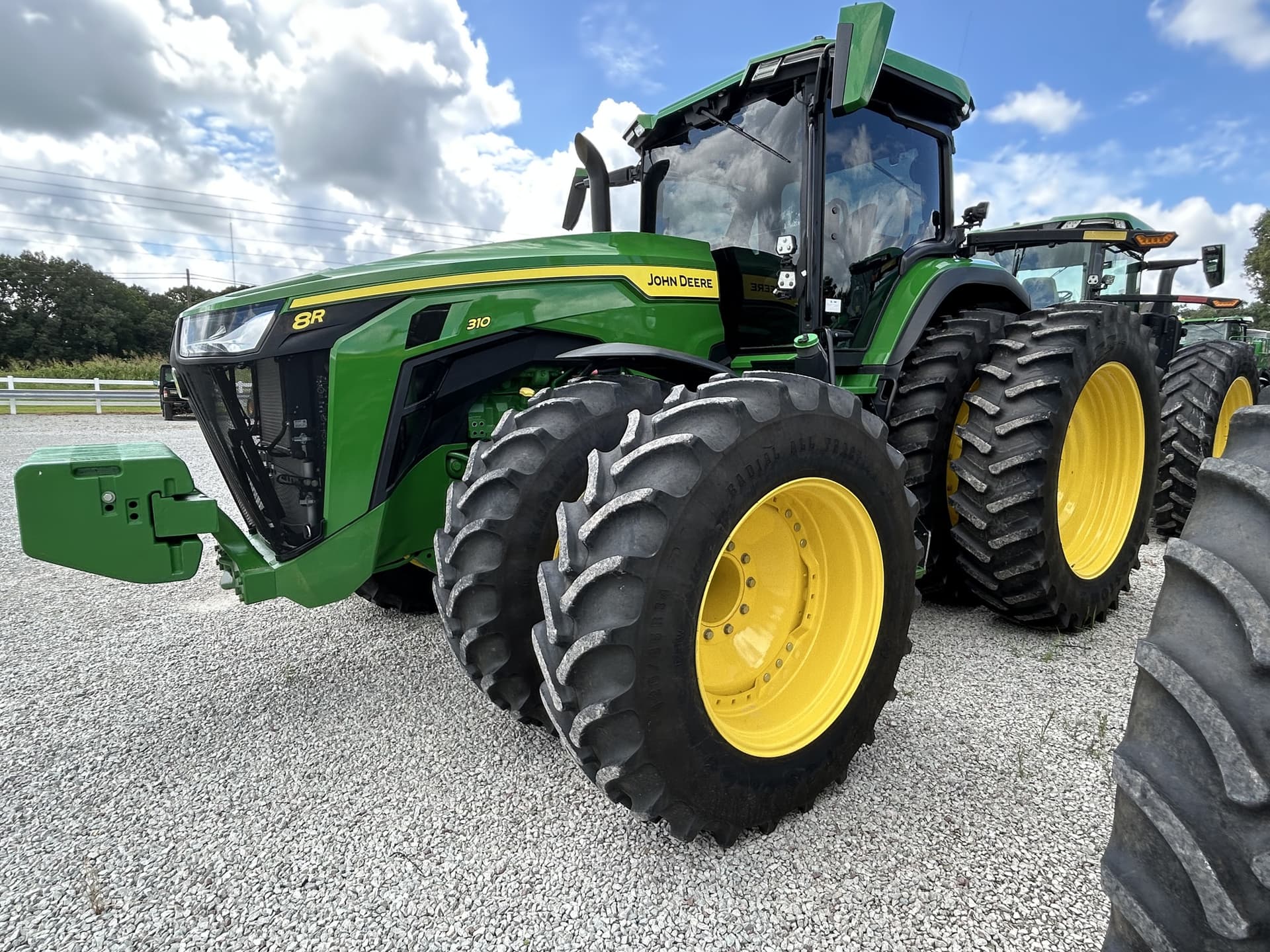 2024 John Deere 8R 310 Image
