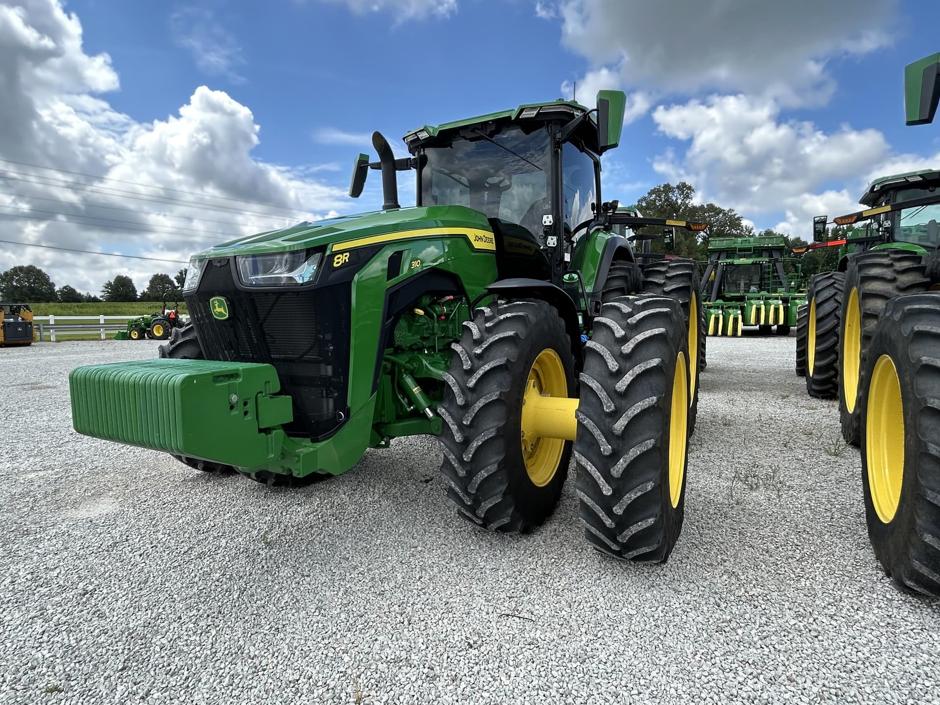 2024 John Deere 8R 310 Image