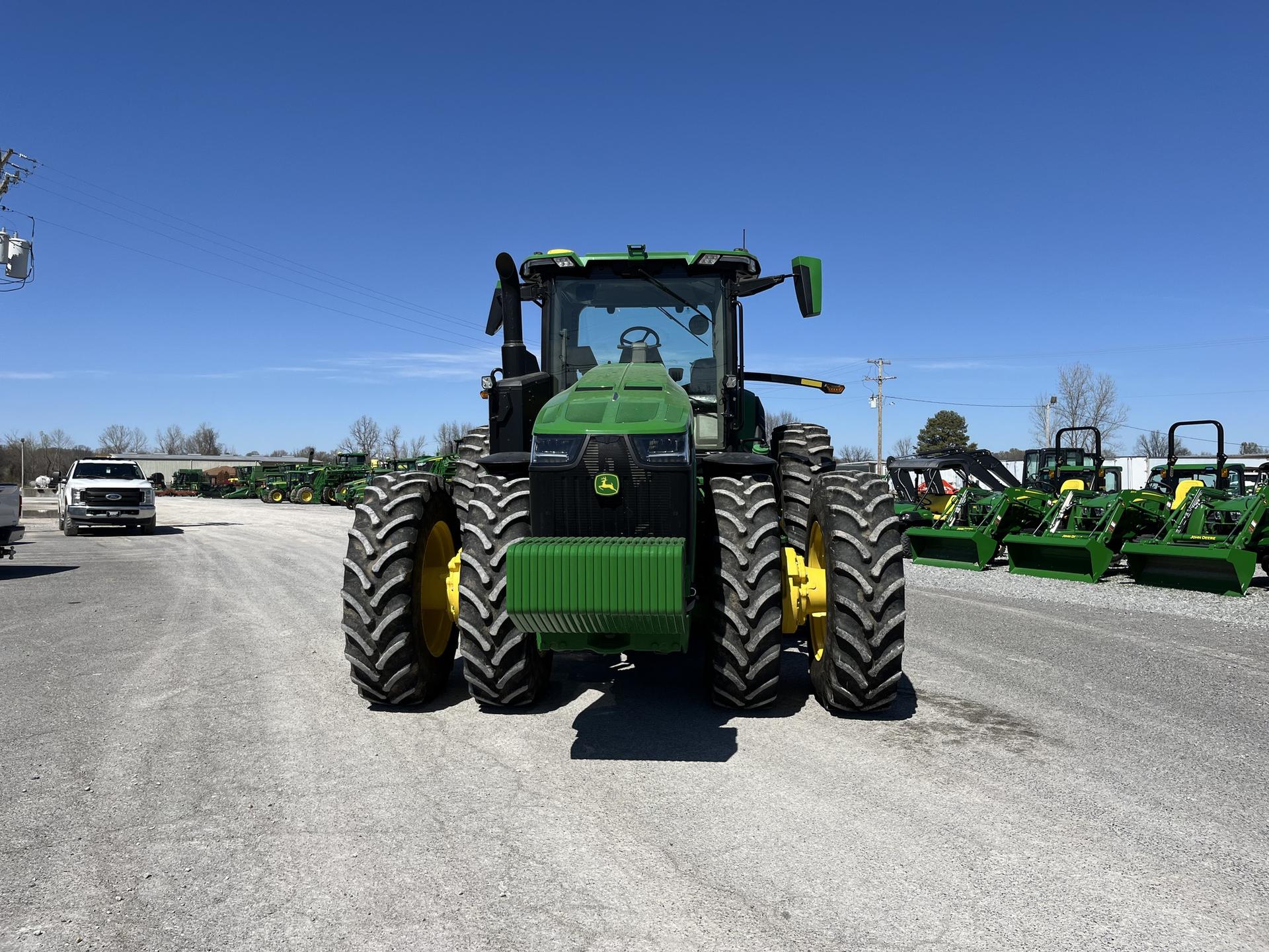 2022 John Deere 8R 340 Image