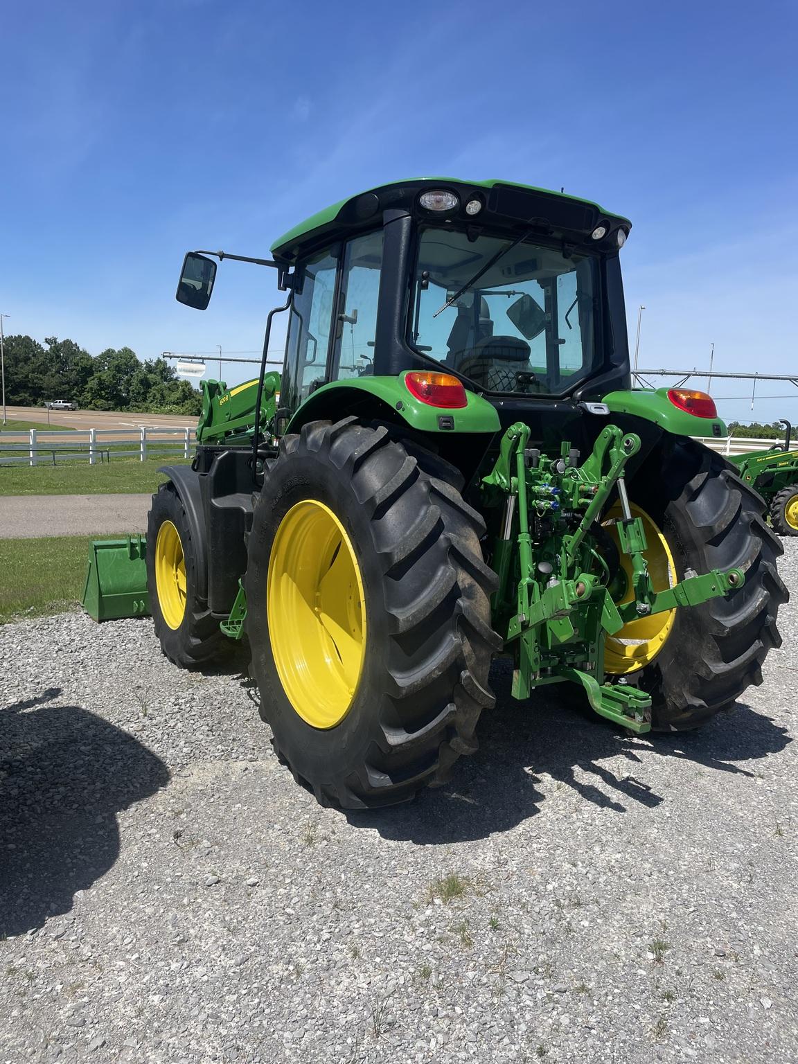 2023 John Deere 6110M Image