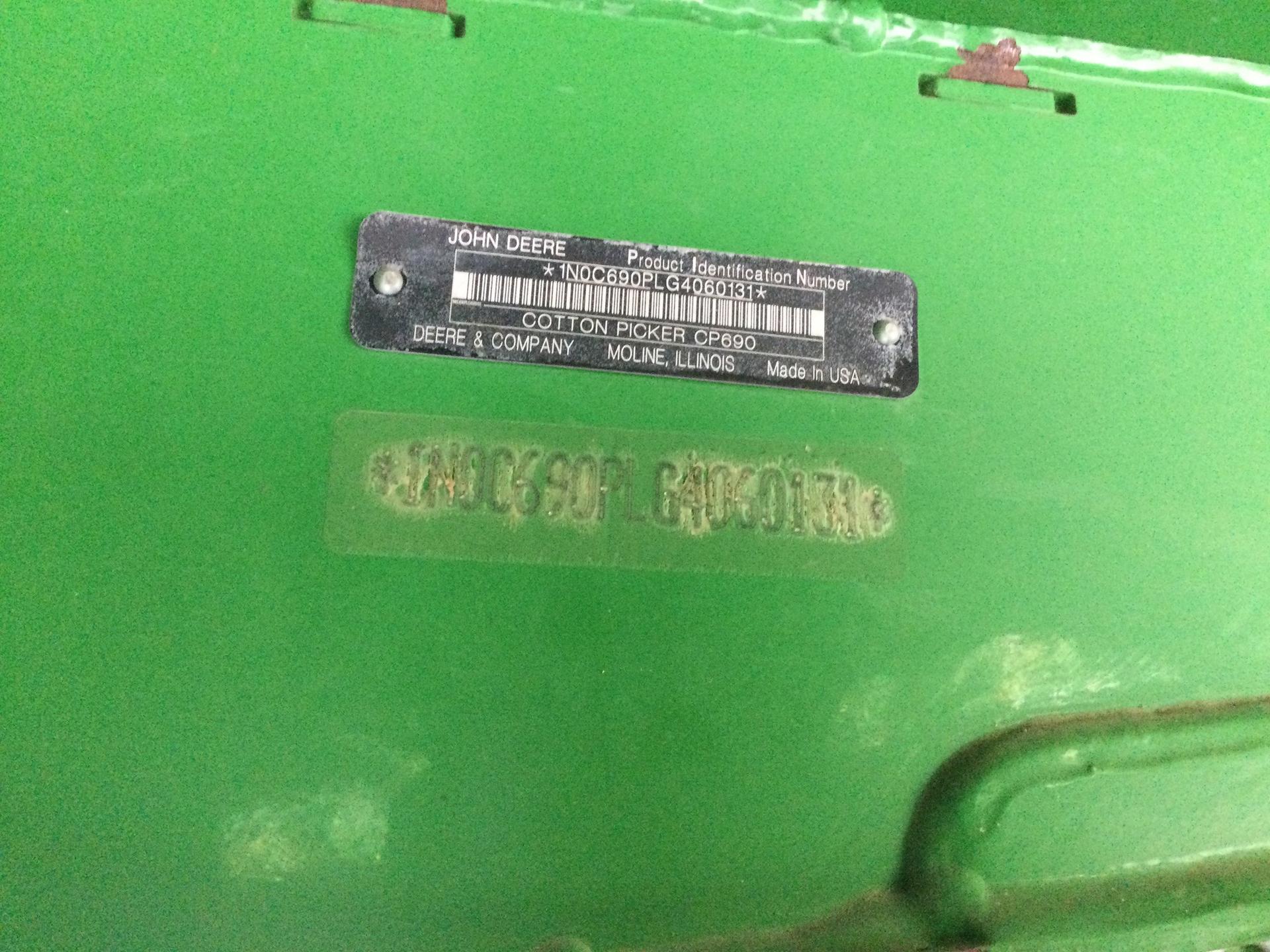 2016 John Deere CP690 Image