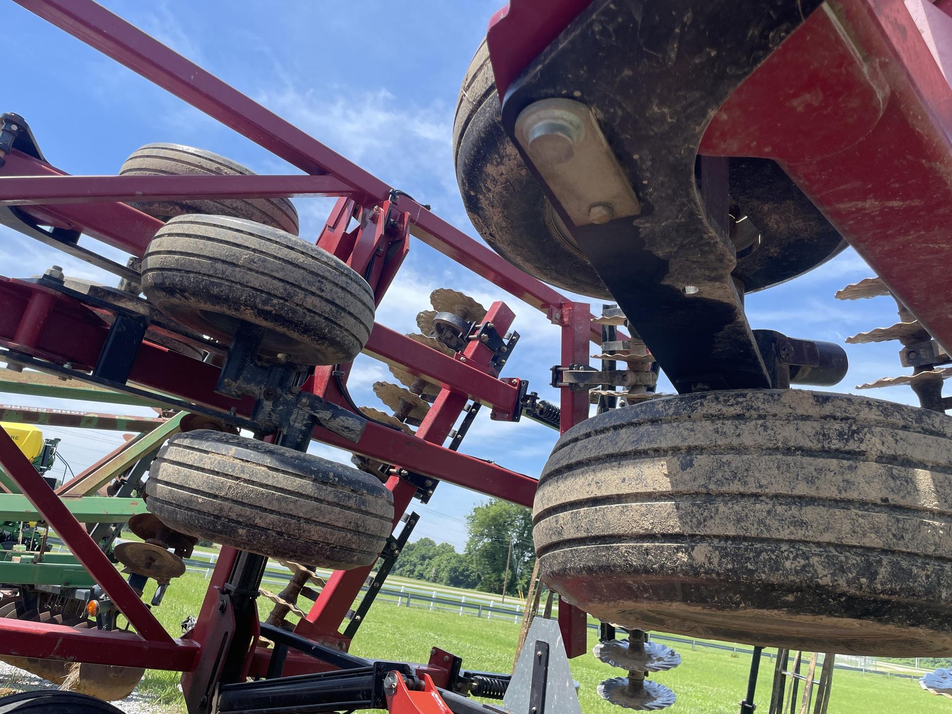 2016 Case IH 330 True Tandem Image