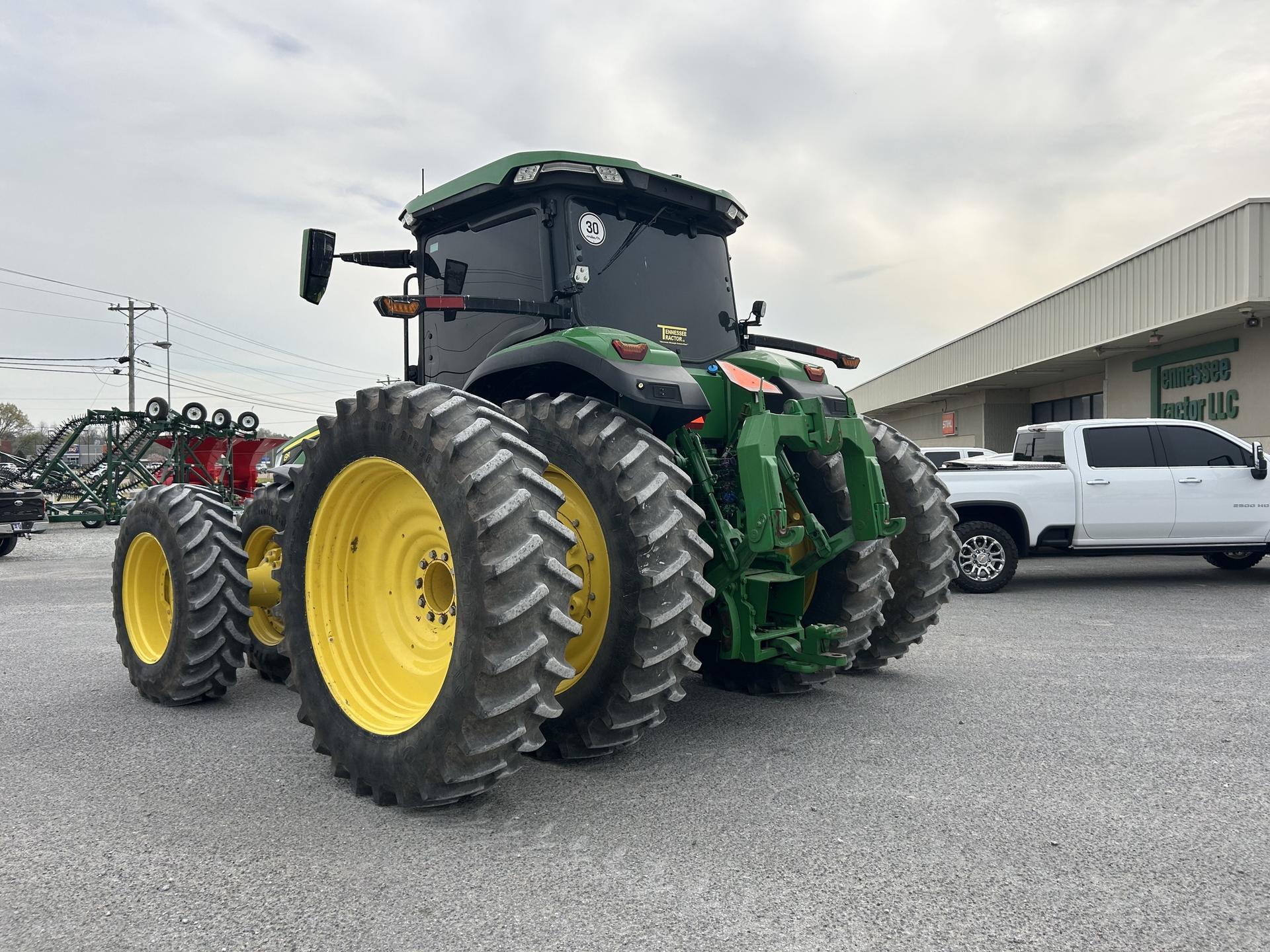 2021 John Deere 8R 410 Image