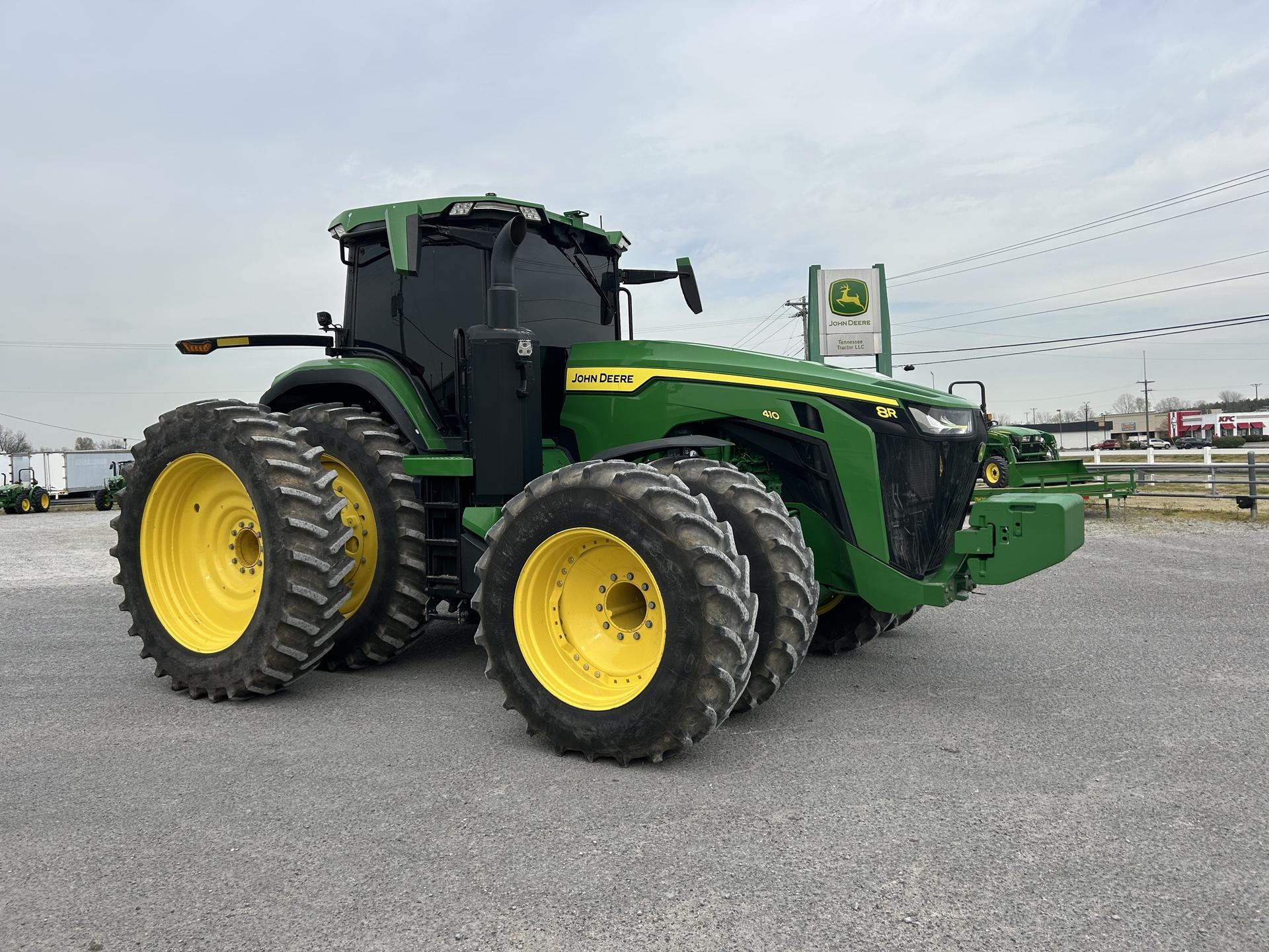2021 John Deere 8R 410 Image