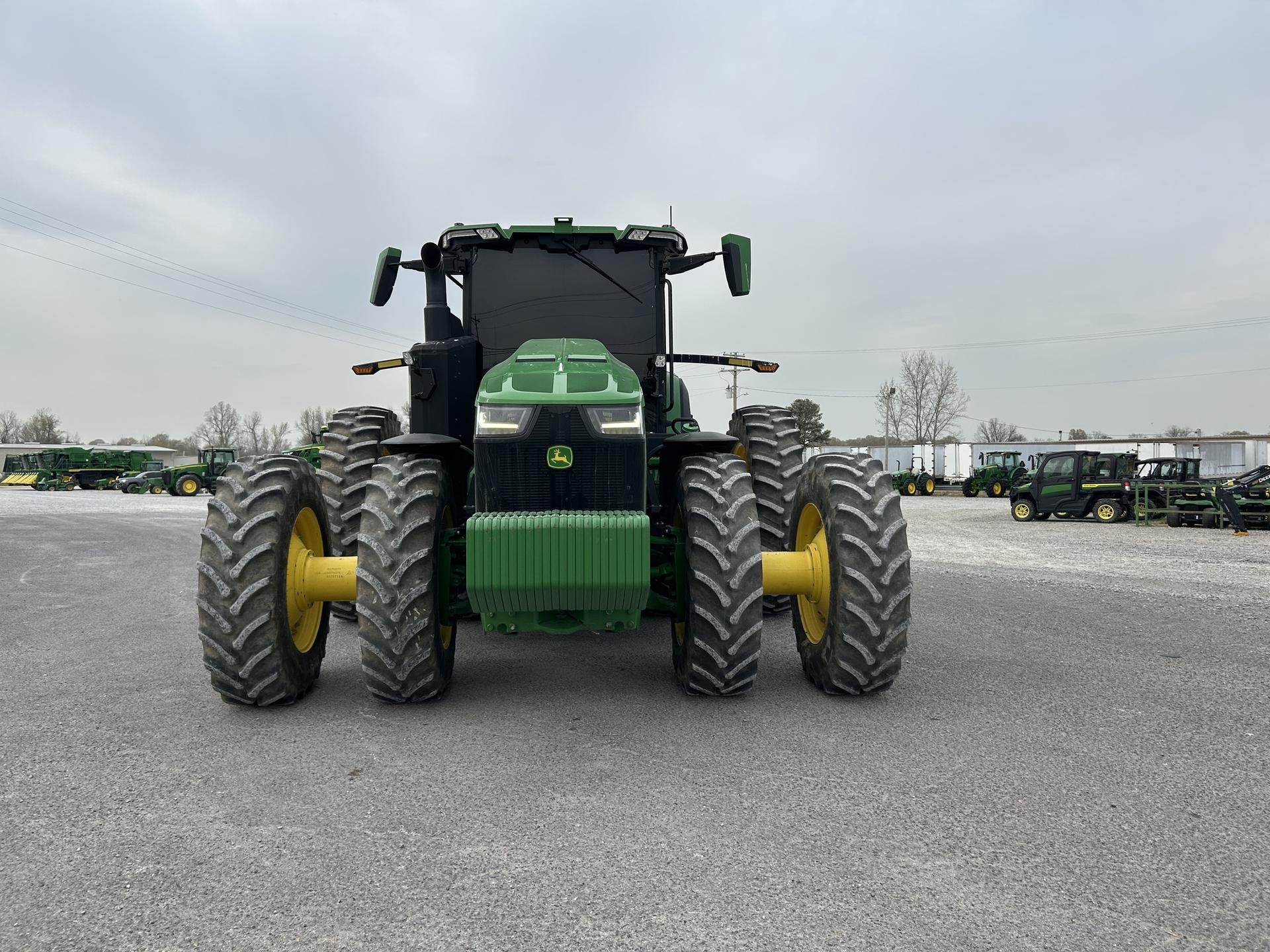 2021 John Deere 8R 410 Image