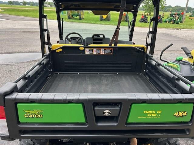 2019 John Deere 835M Image