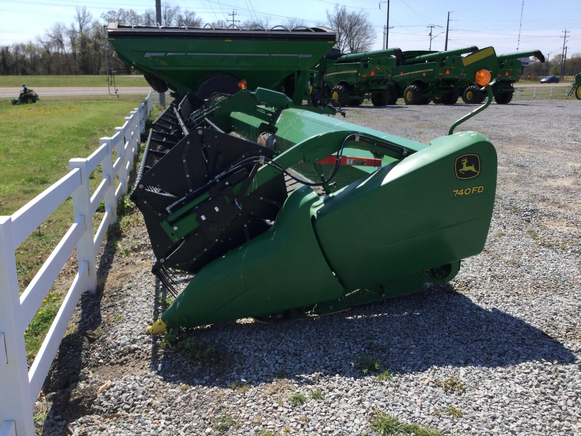 2020 John Deere 740FD Image
