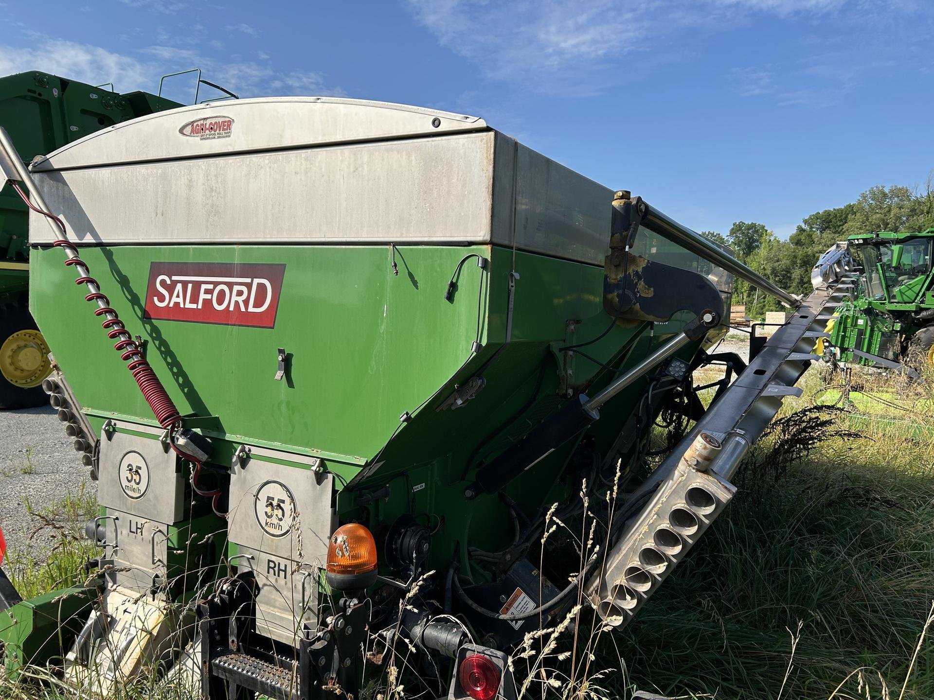 2019 Salford 6700 Image