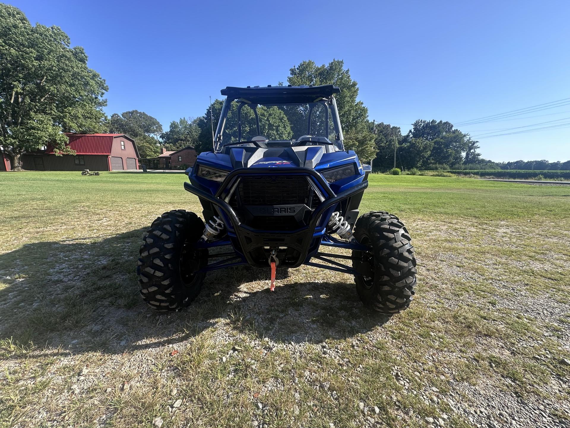 2021 Polaris RZR XP Image