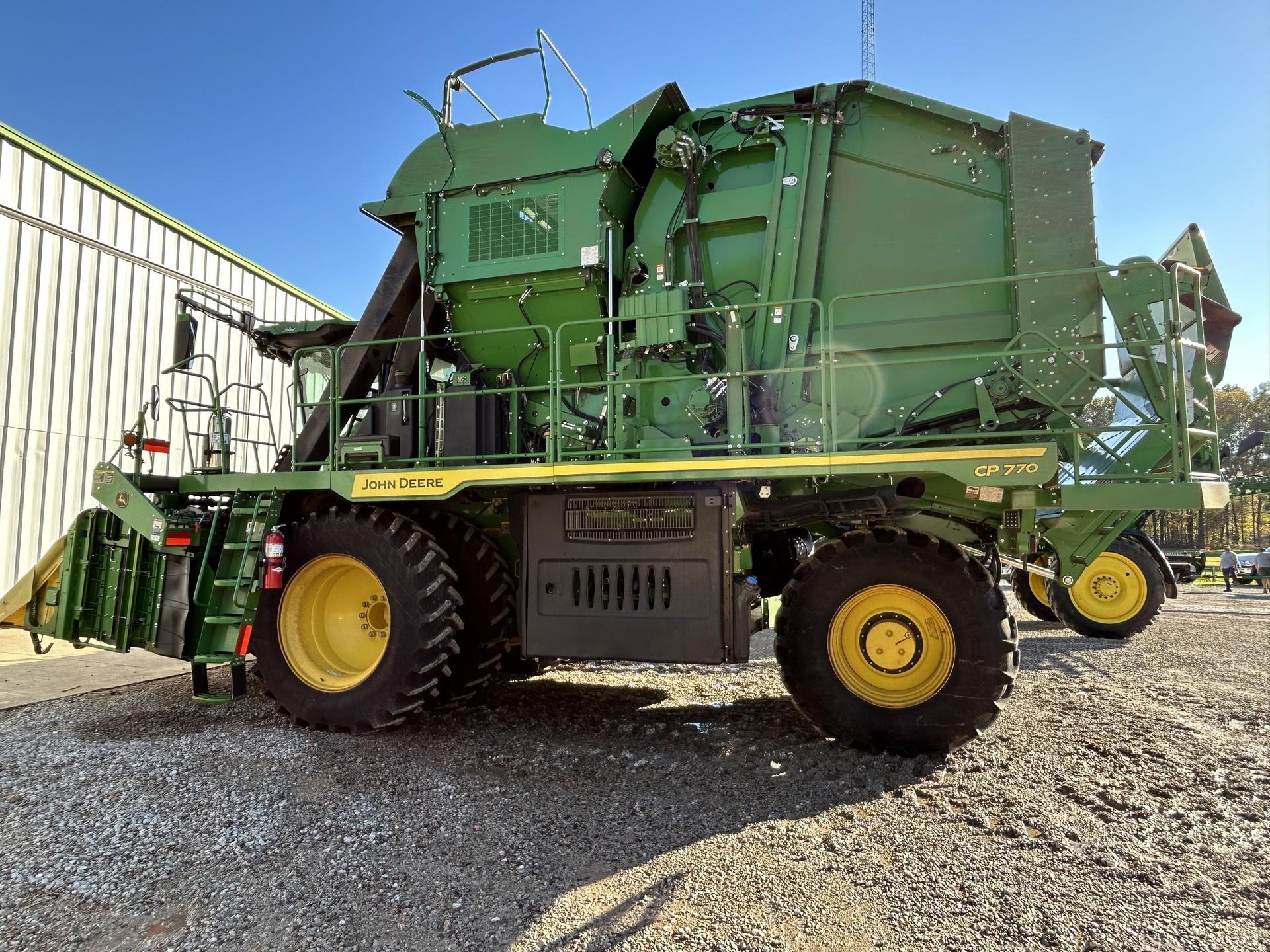 2022 John Deere CP770 Image