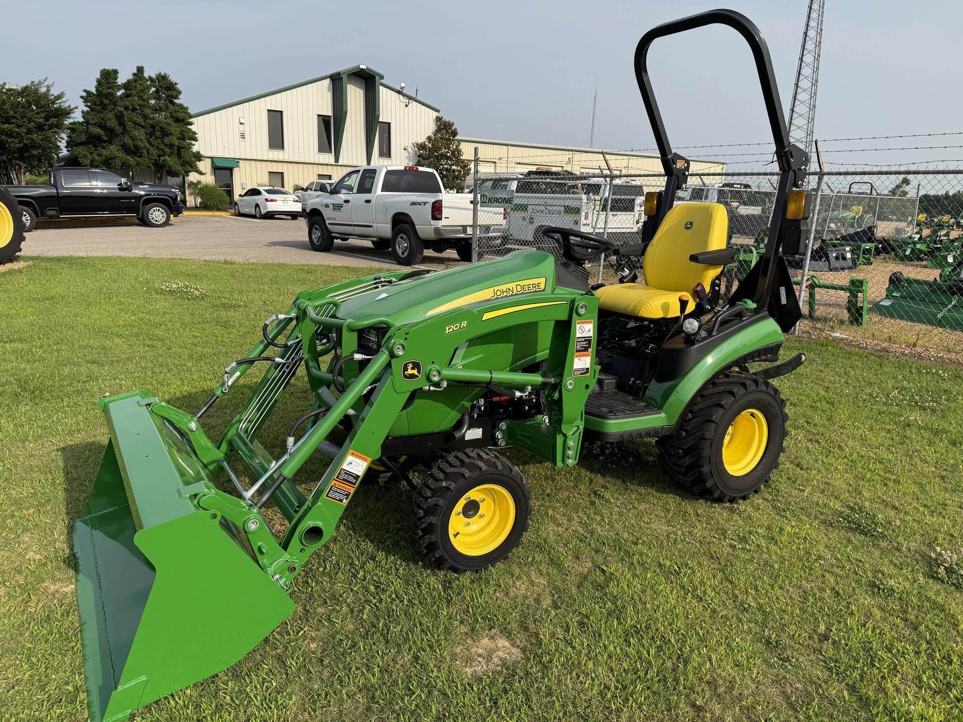 2024 John Deere 1025R Image