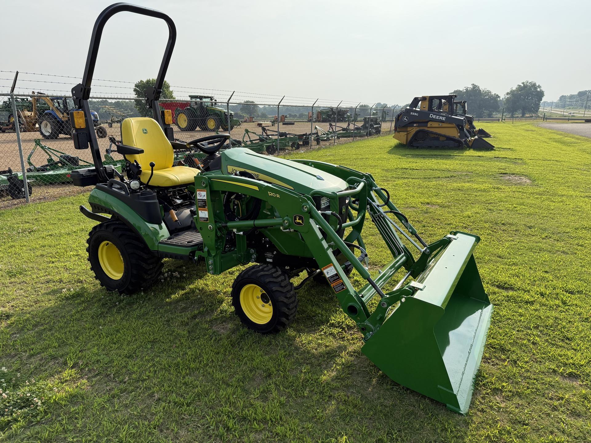 2024 John Deere 1025R Image