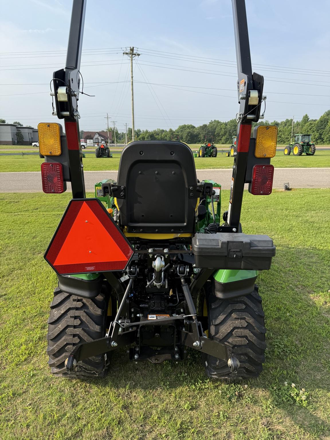 2024 John Deere 1025R Image