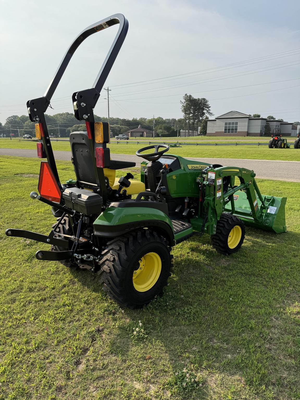 2024 John Deere 1025R Image