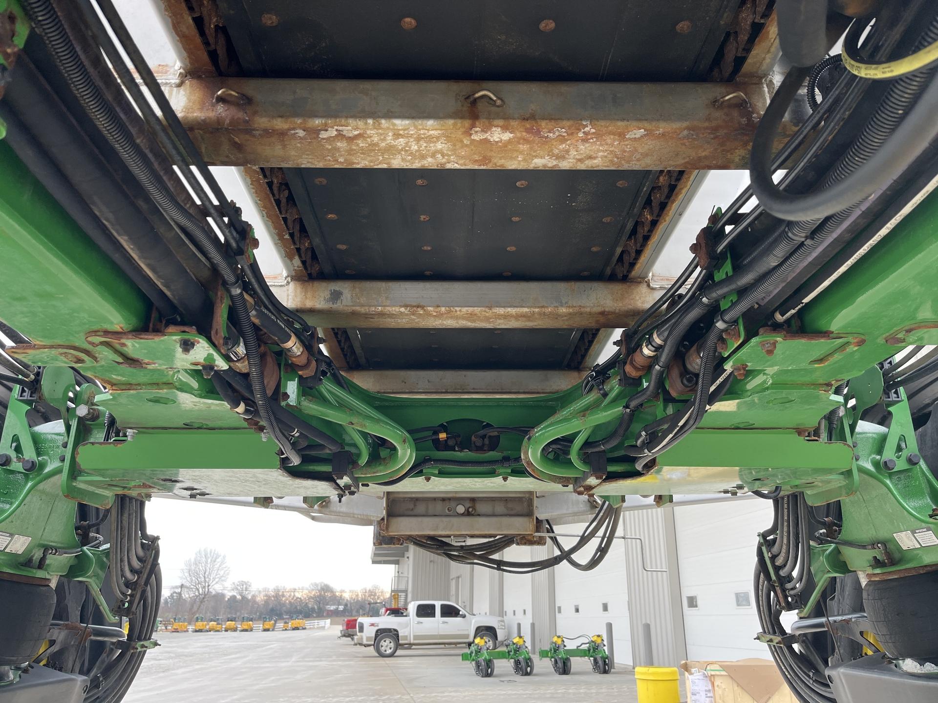 2022 John Deere 400R Image