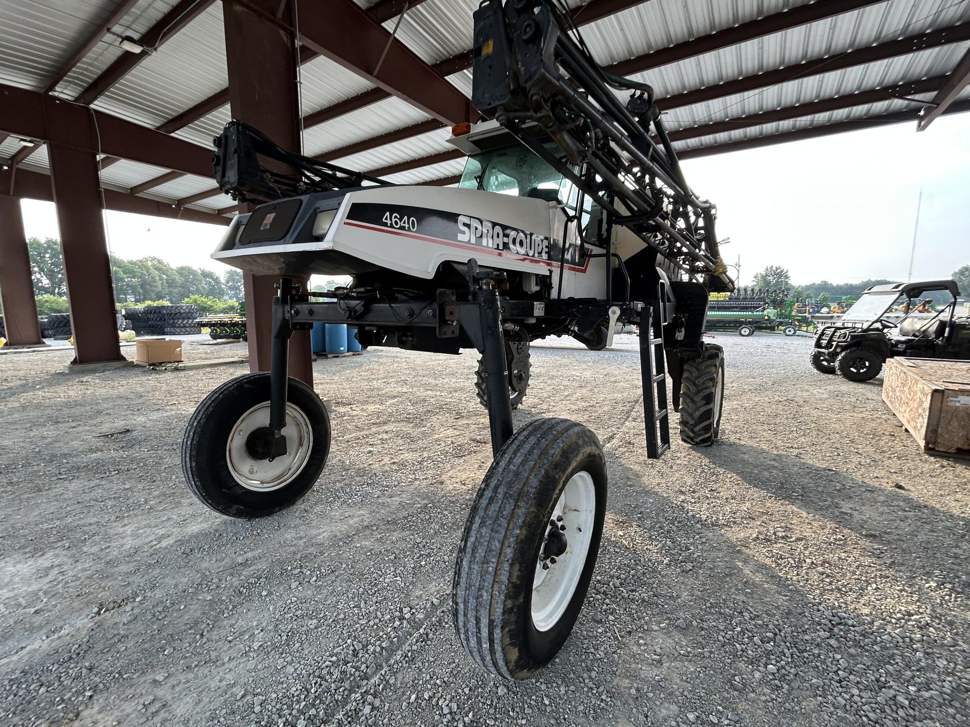 2004 Agco 4640 Spra-Coupe Image
