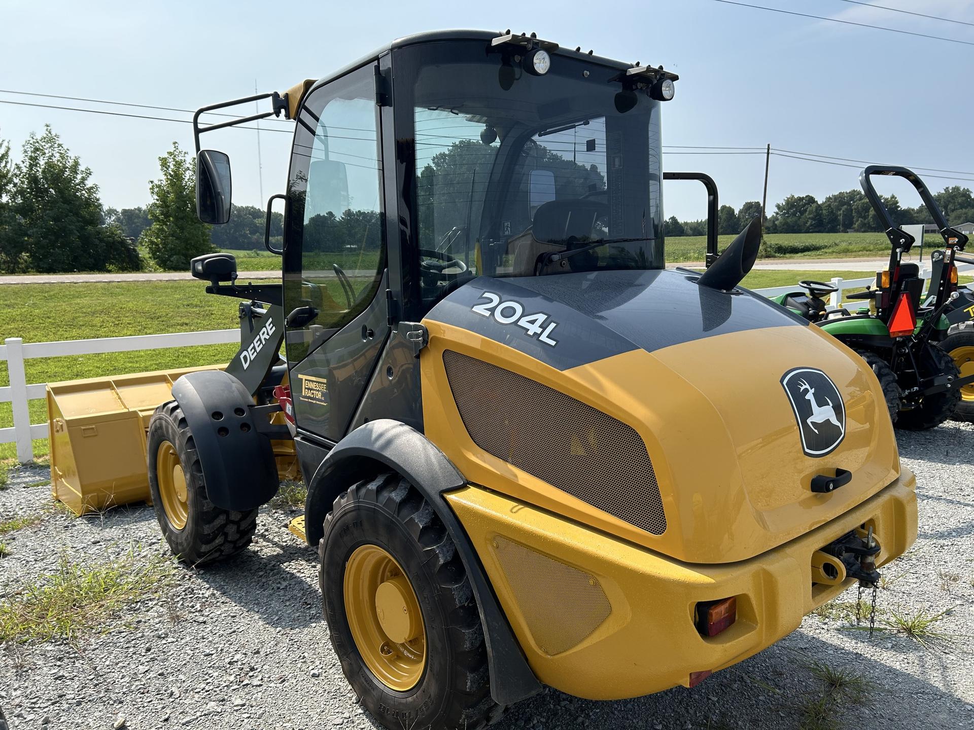 2021 John Deere 204L Image