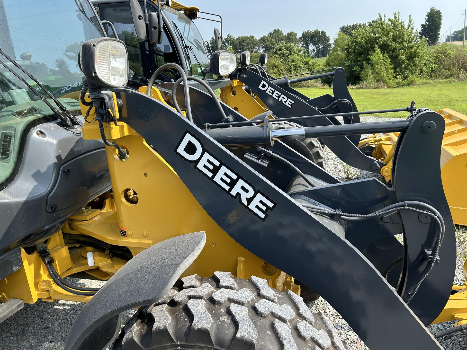 2021 John Deere 204L Image