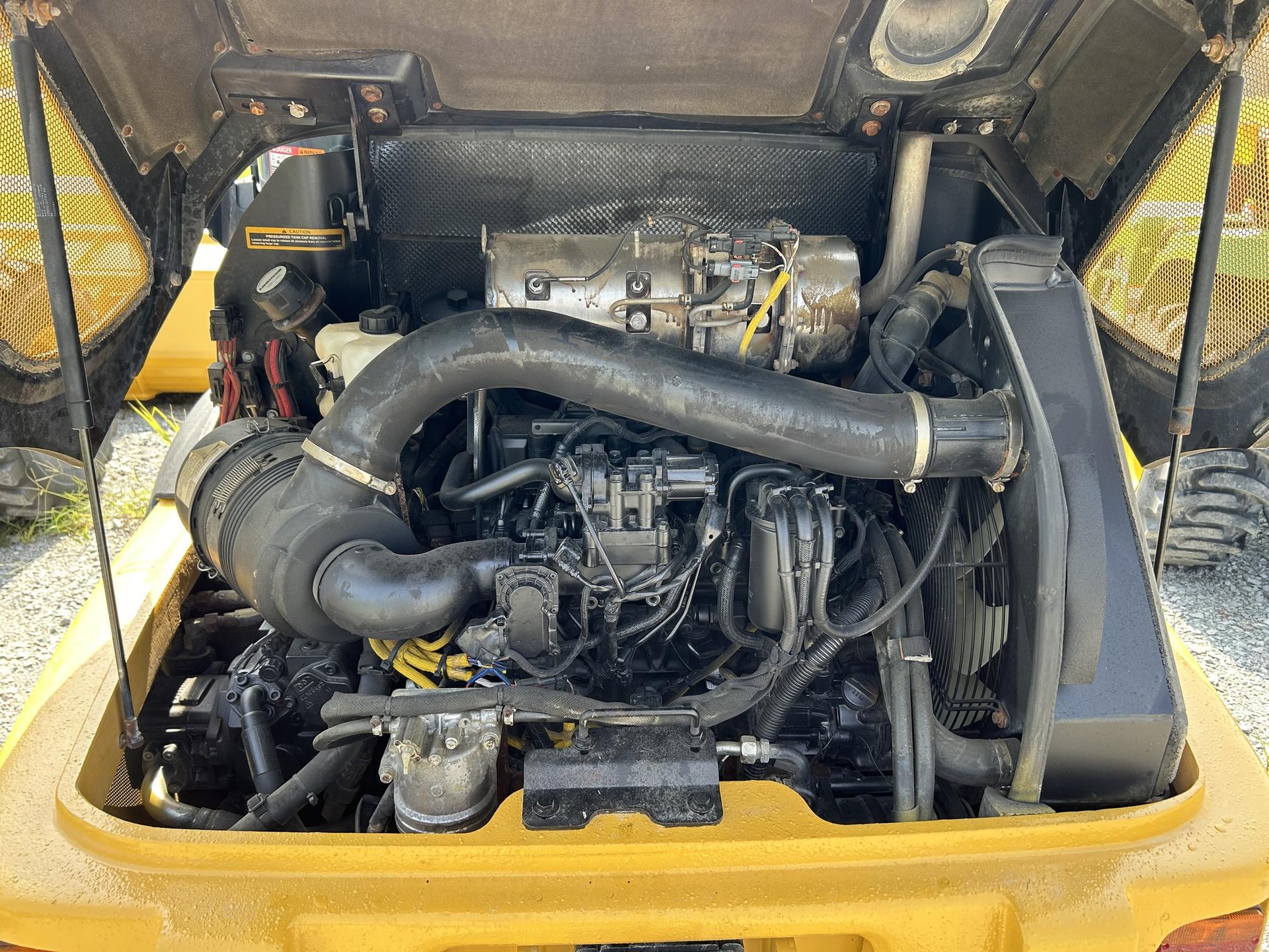 2021 John Deere 204L Image