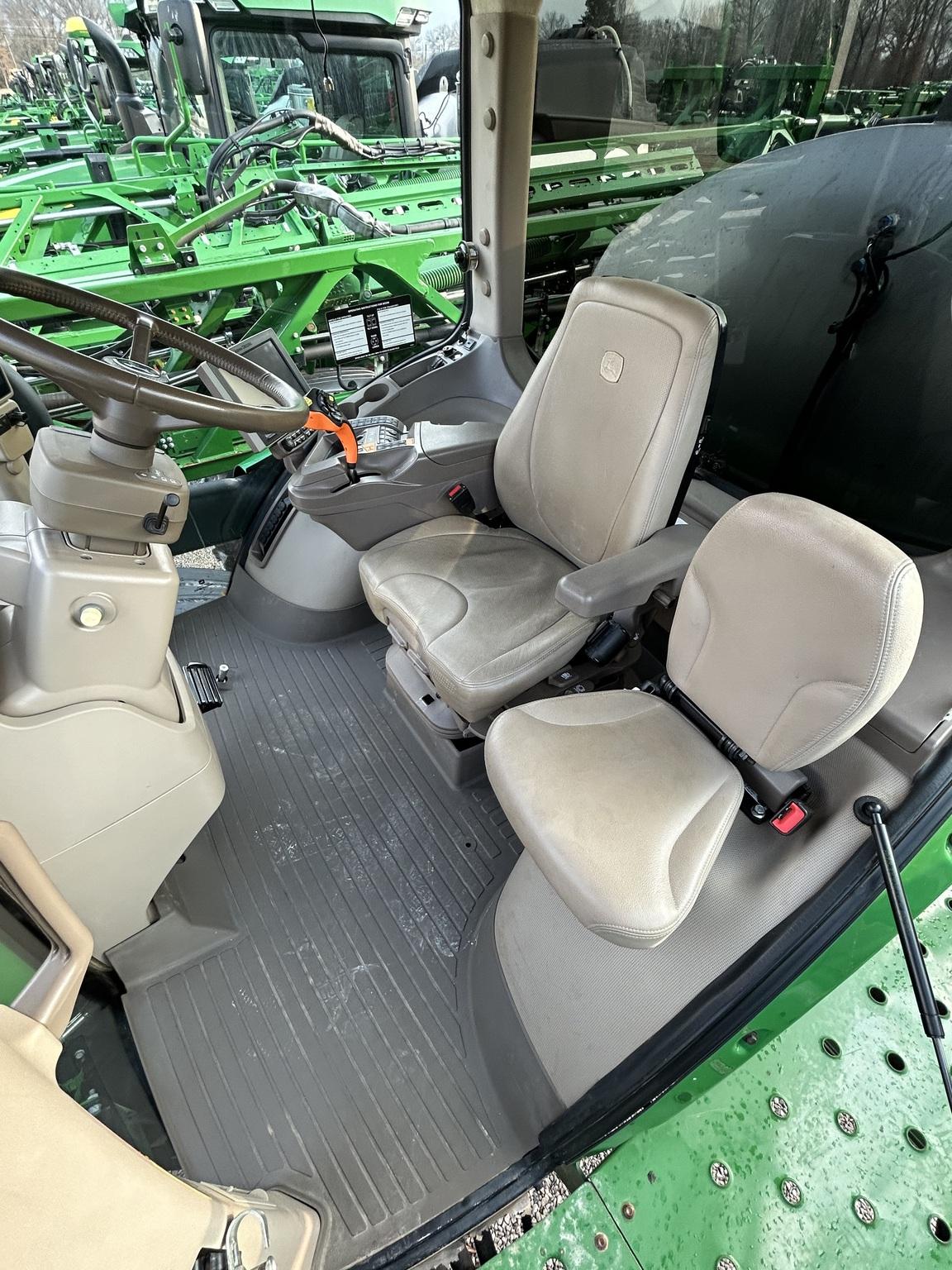 2019 John Deere R4038 Image