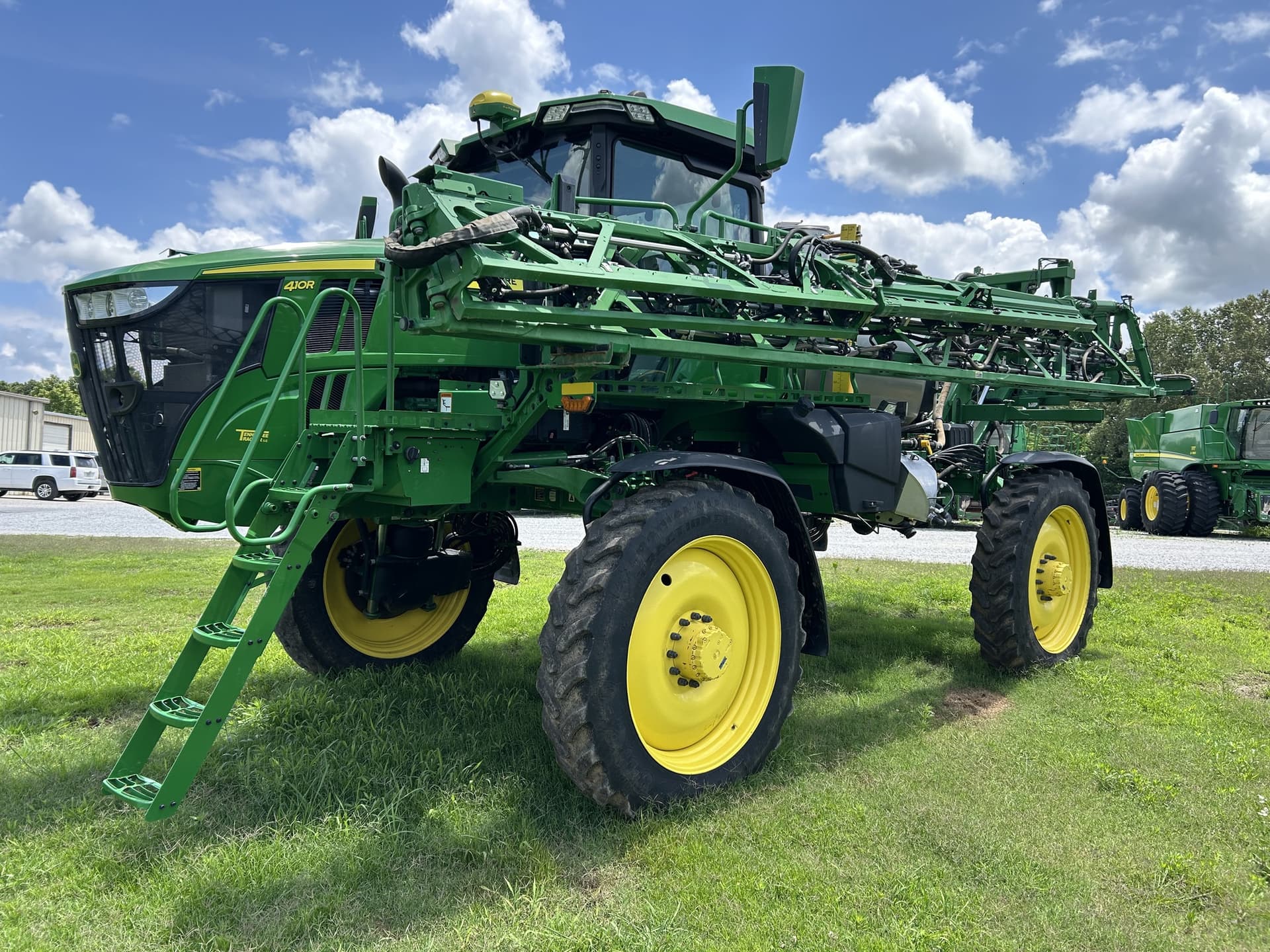 2022 John Deere 410R Image