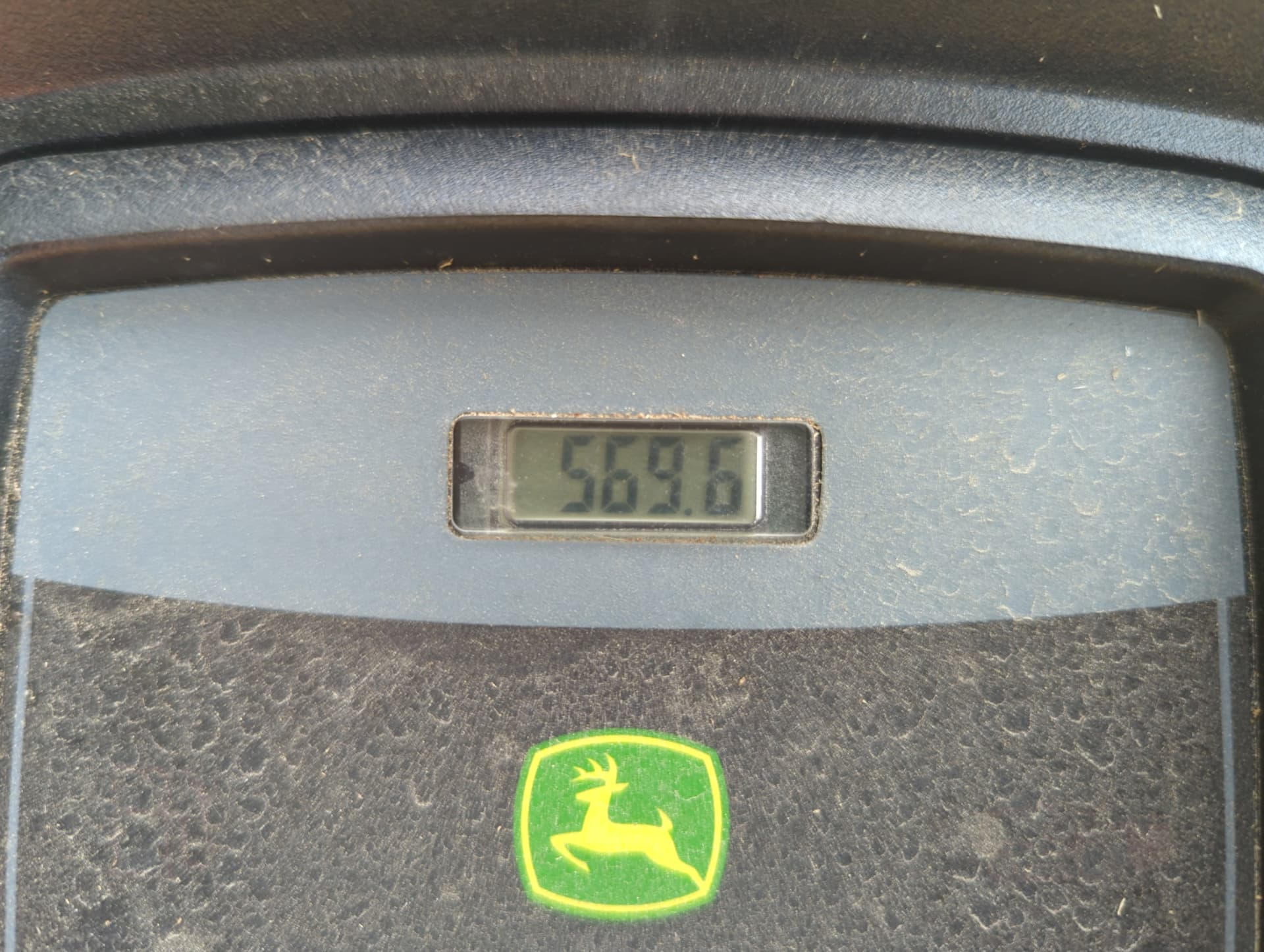 2014 John Deere X320 Image