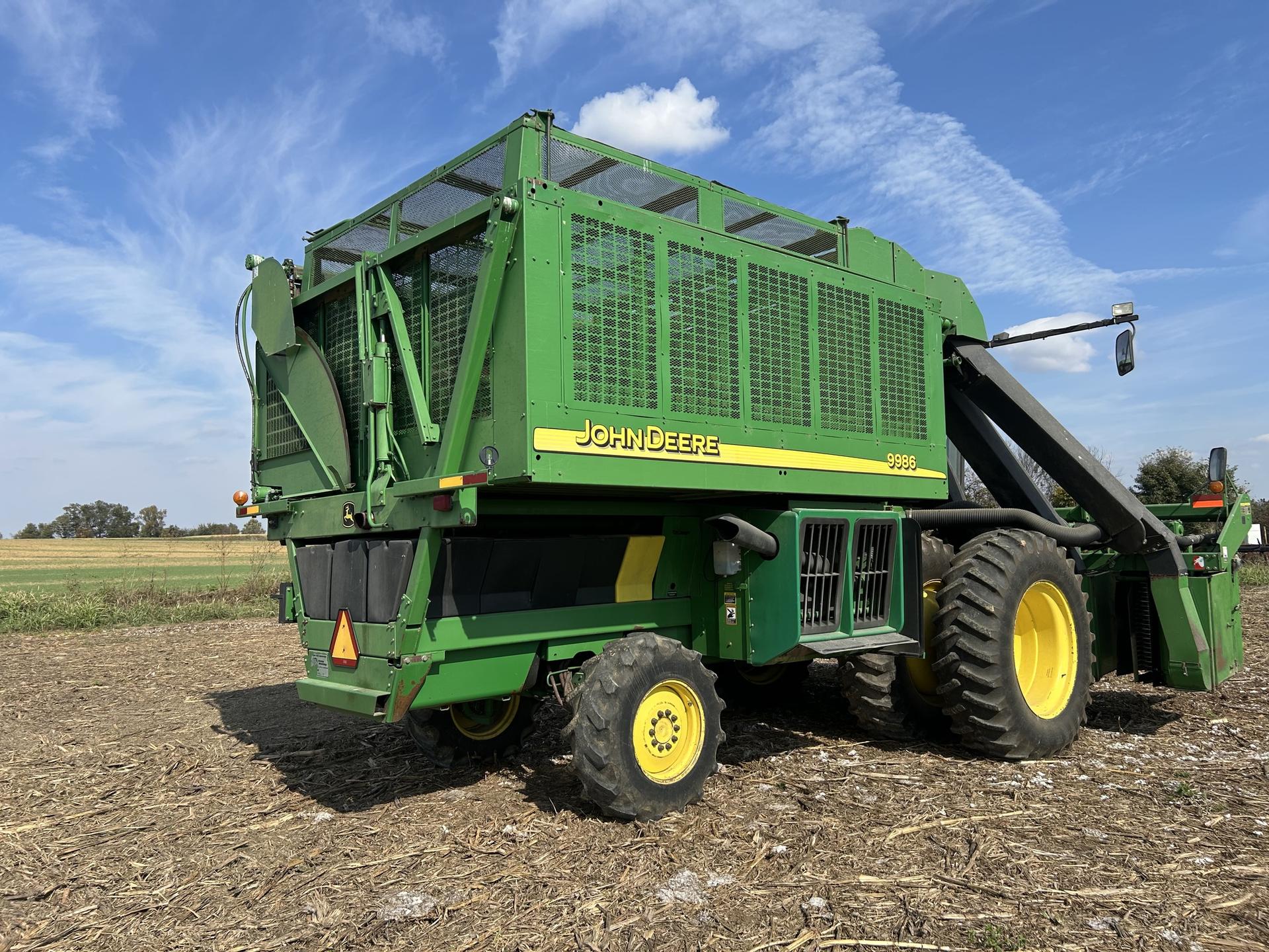2003 John Deere 9986 Image