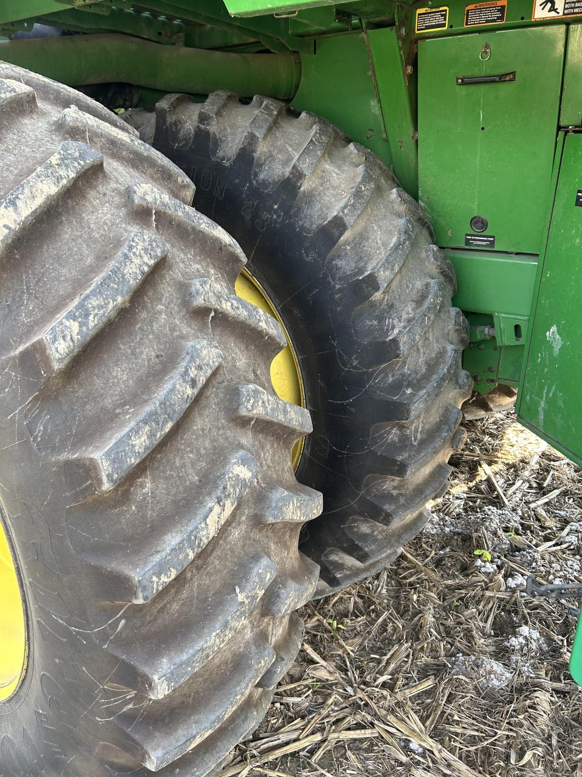 2003 John Deere 9986 Image