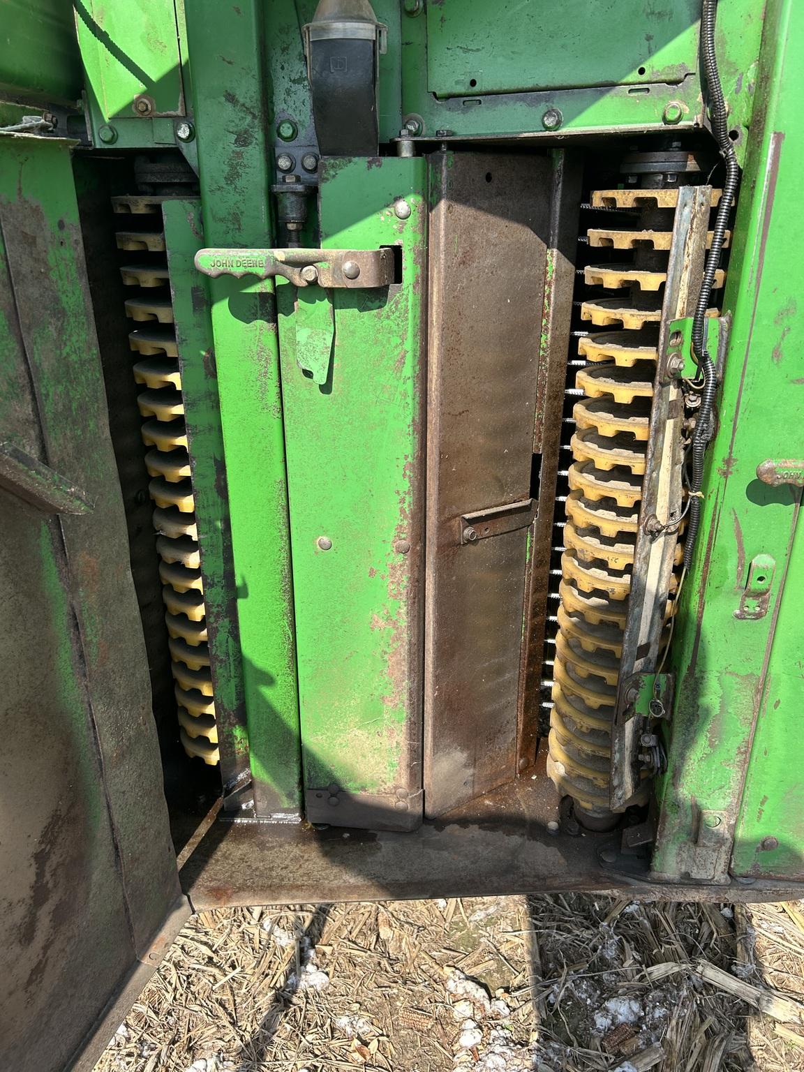 2003 John Deere 9986 Image