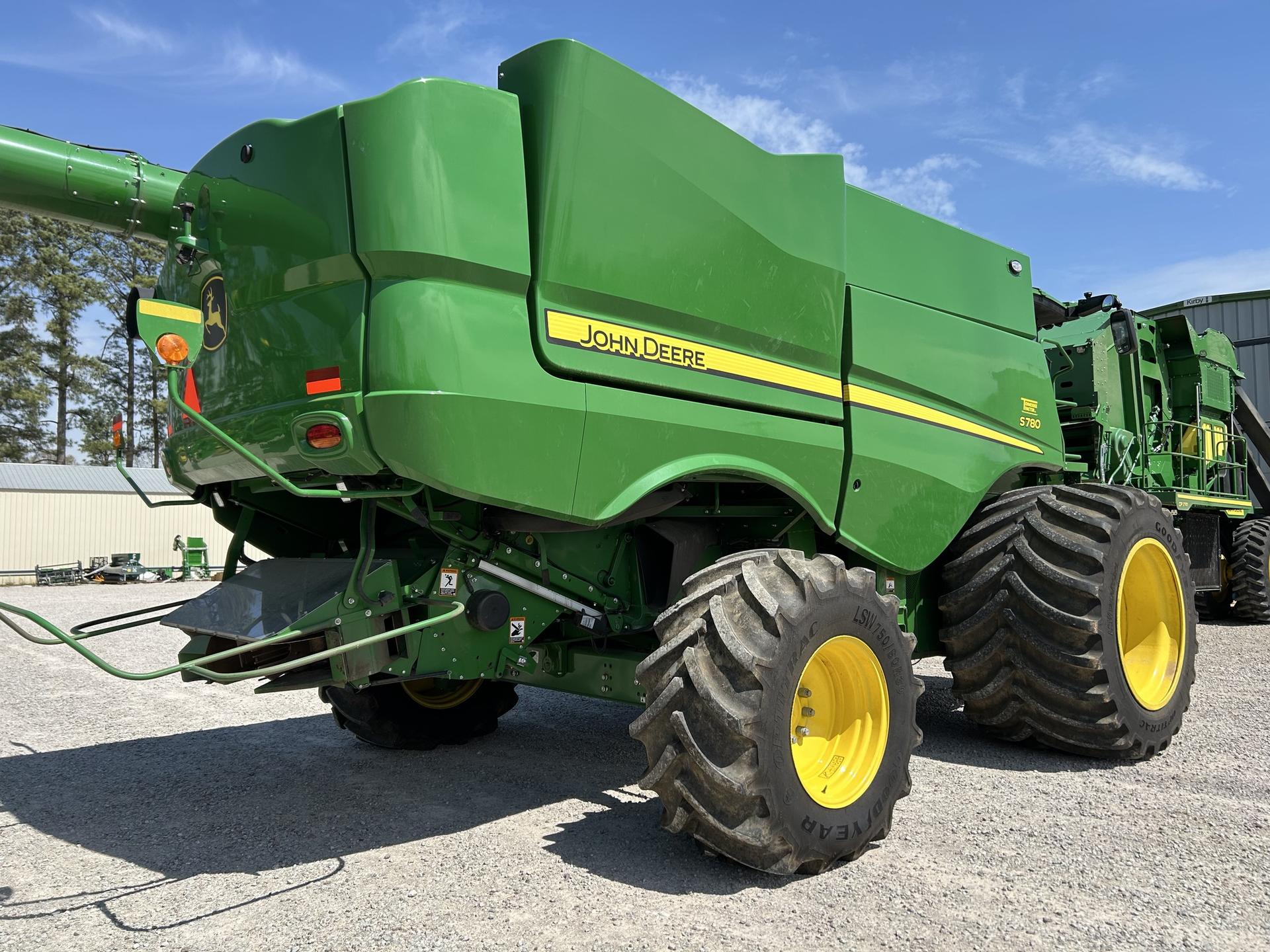 2024 John Deere S780 Image