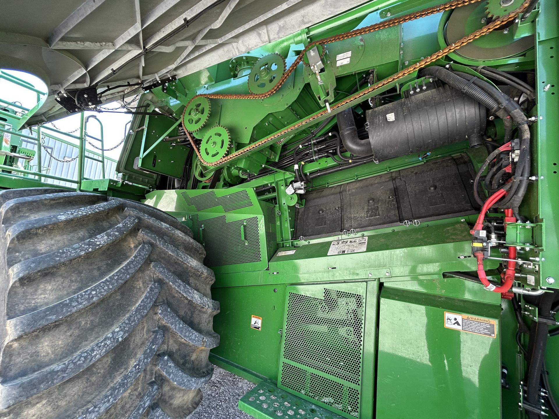2024 John Deere S780 Image