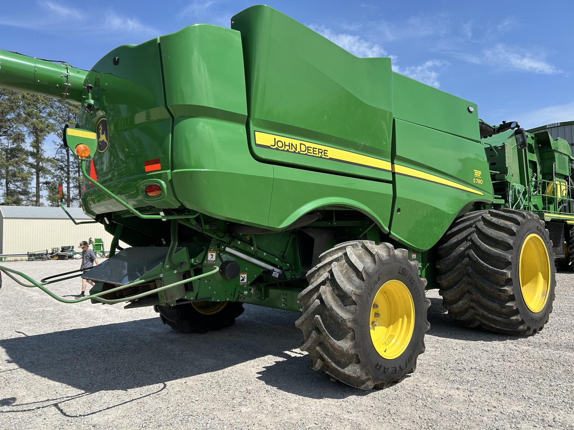 2024 John Deere S780 Image