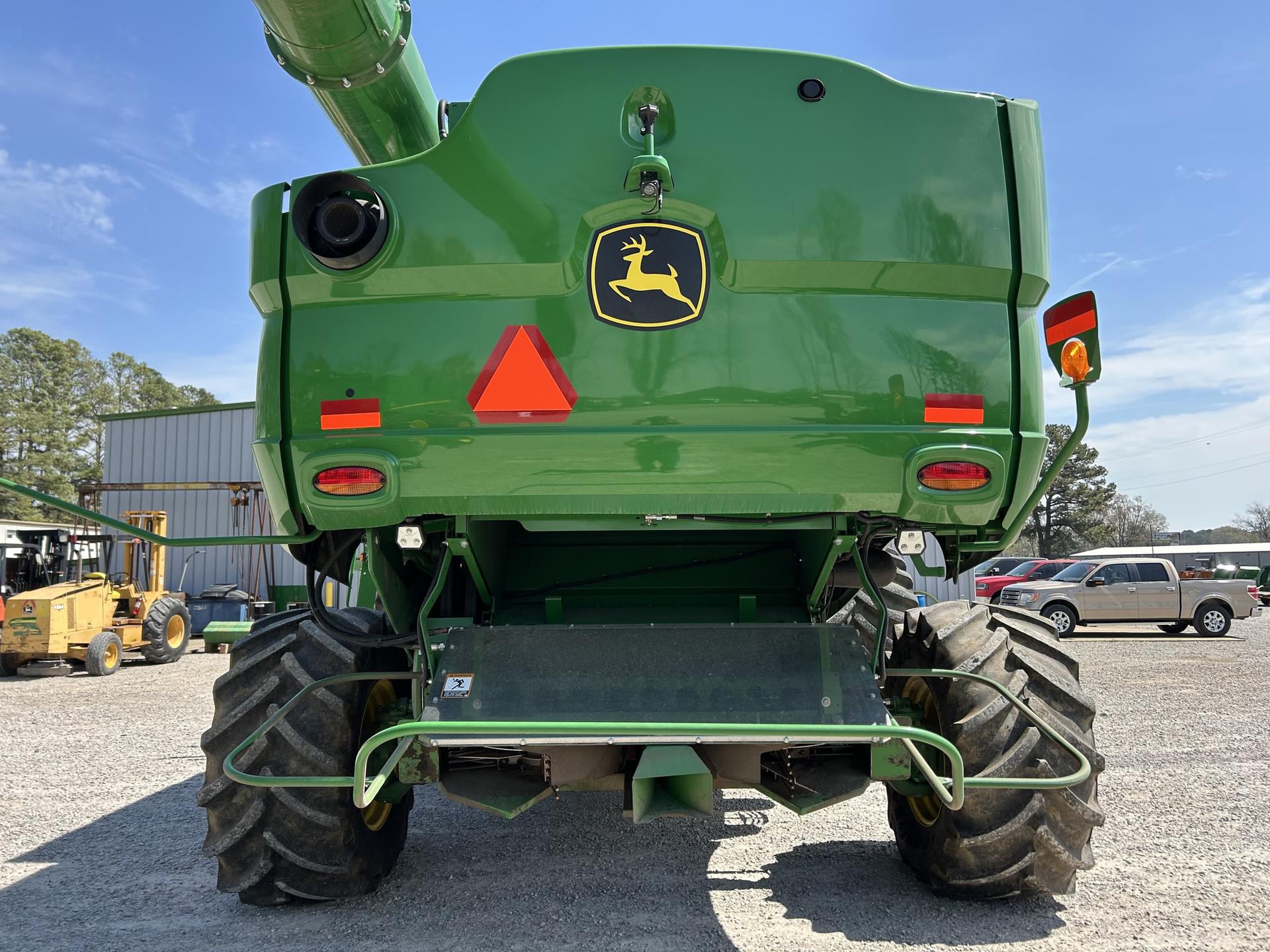2024 John Deere S780 Image