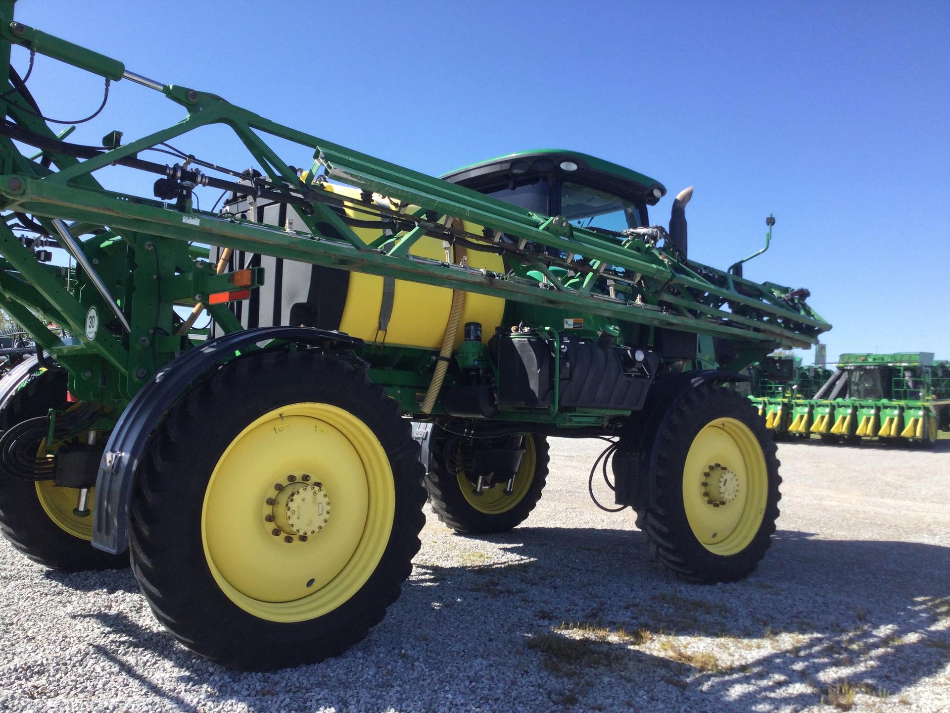 2015 John Deere R4030 Image