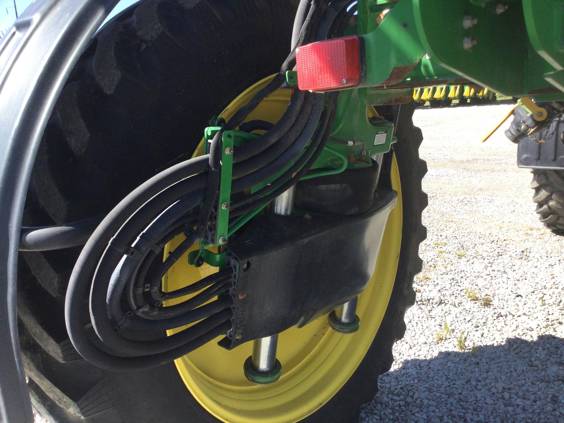 2015 John Deere R4030 Image