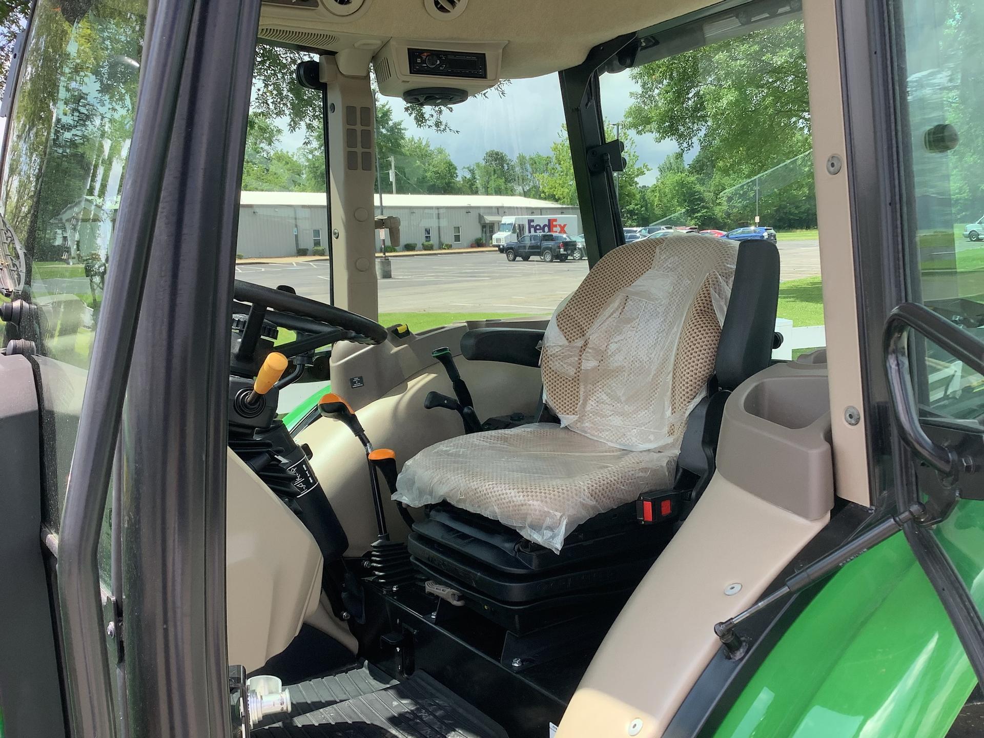 2022 John Deere 5055E Image