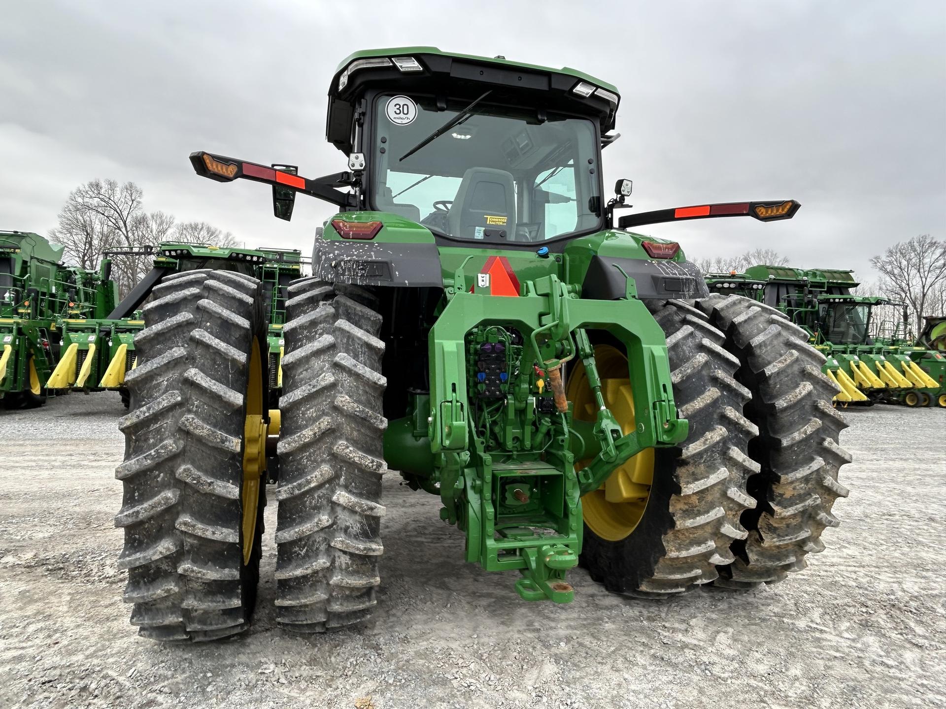 2024 John Deere 8R 310 Image