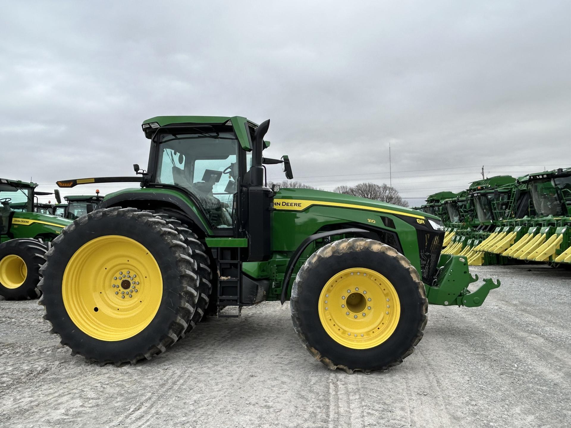2024 John Deere 8R 310 Image
