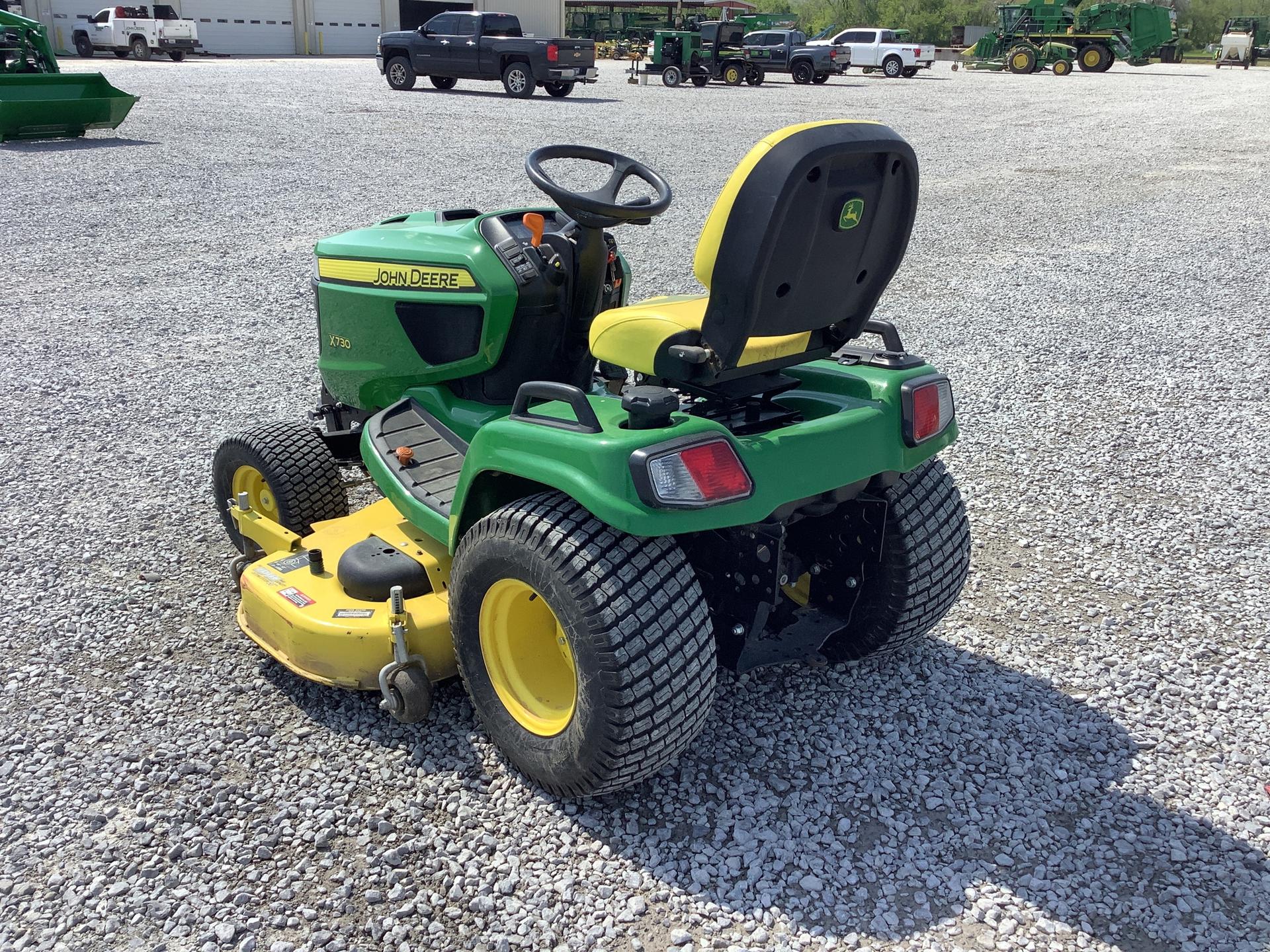 2018 John Deere X730 Image